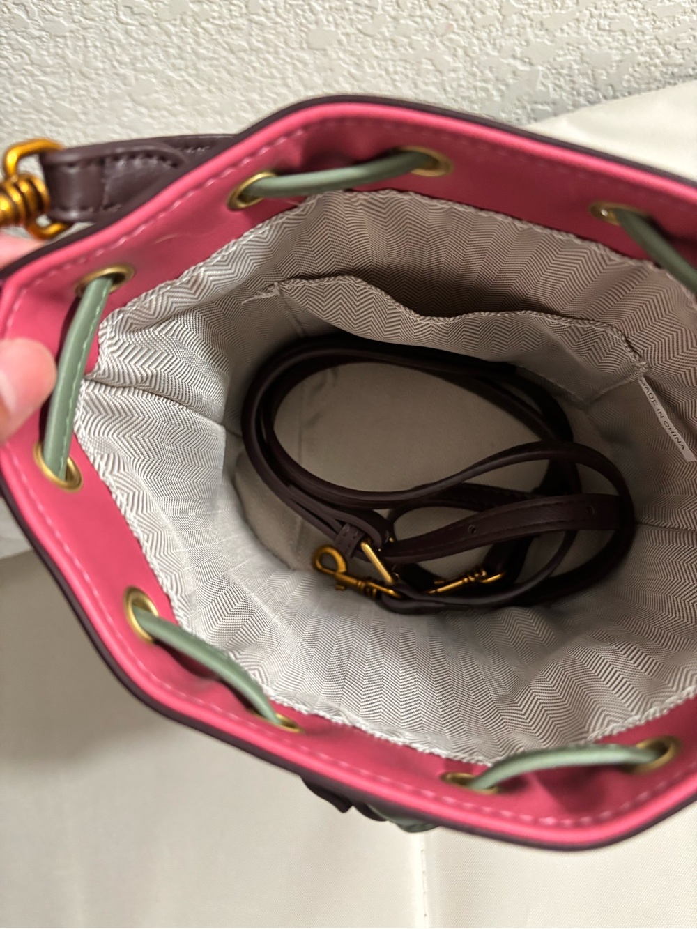 Graffiti Bucket Bag in Multi-Color - Picture 3 of 6
